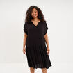 Robe courte fluide &eacute;vas&eacute;e col tunisien noir femme grande taille
