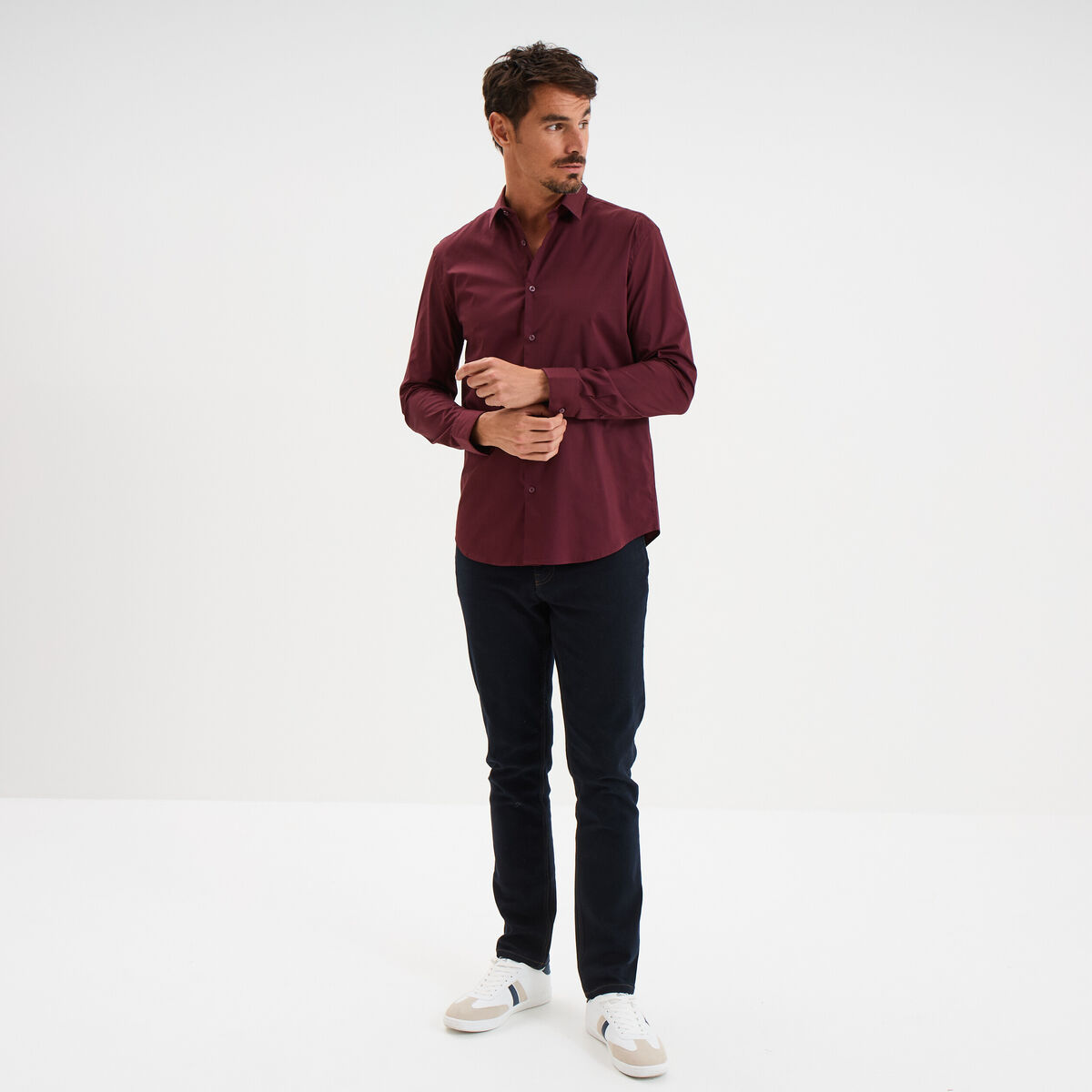 Chemise stretch manches longues violet foncé homme