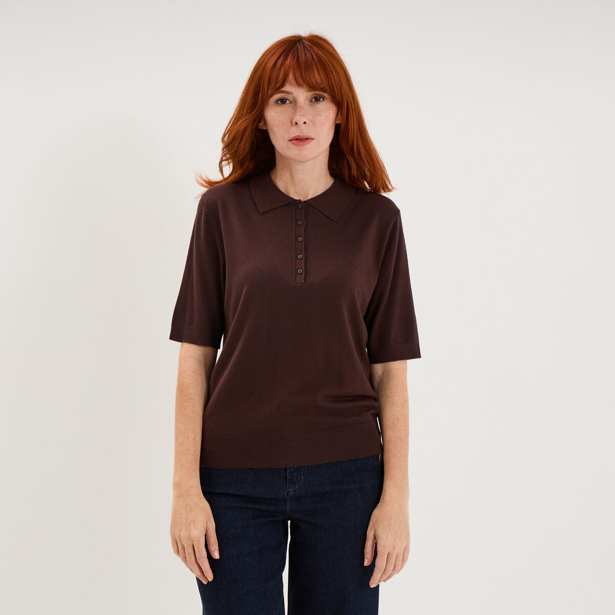 Pull col polo manches courtes marron fonc&eacute; femme
