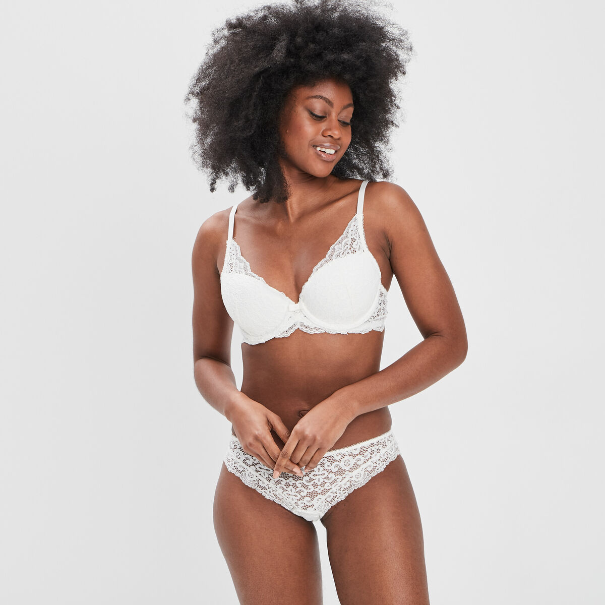 Soutien-gorge foulard en dentelle ecru femme