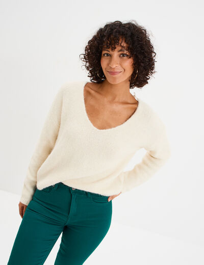 Pull col en V manches longues ecru femme