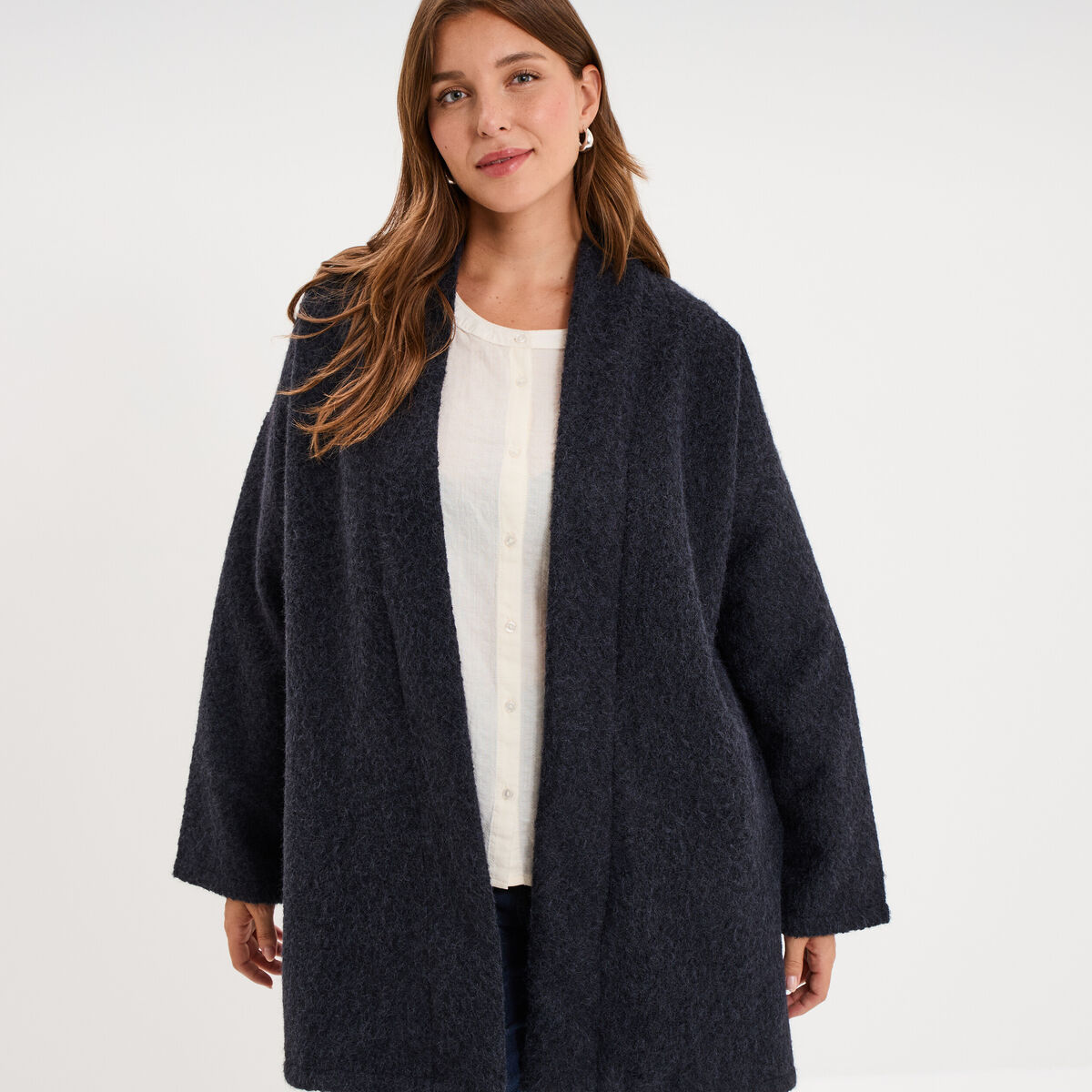 Veste mi-longue effet bouclette bleu marine femme grande taille