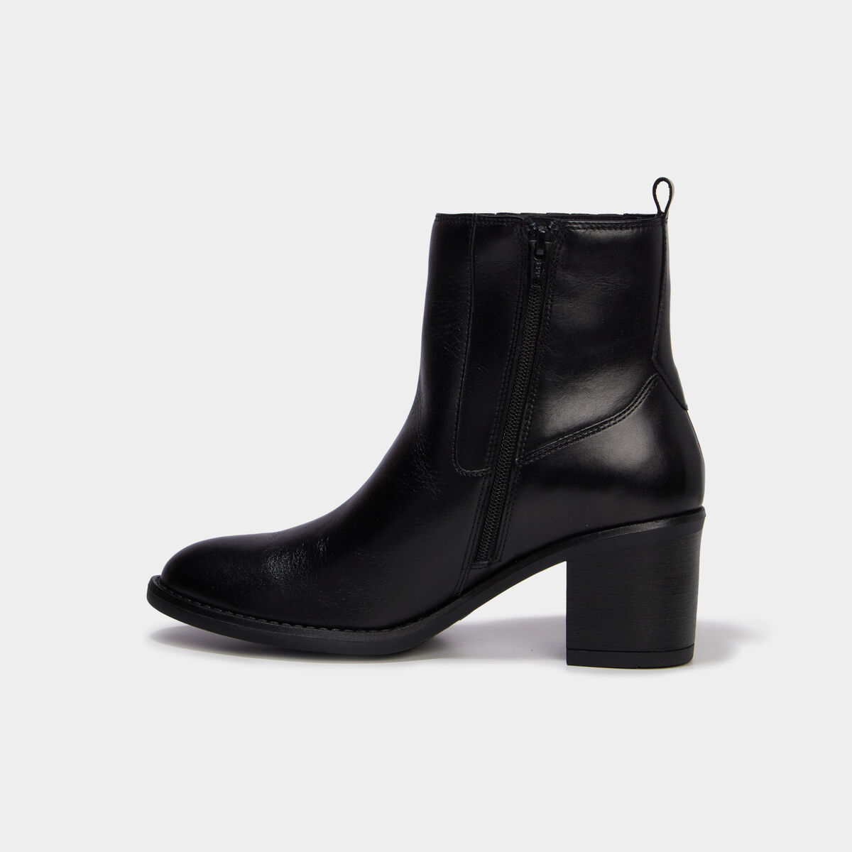 Boots en cuir &agrave; talons noir femme