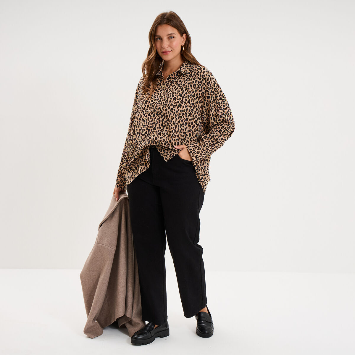 Chemise fluide manches longues beige clair femme grande taille