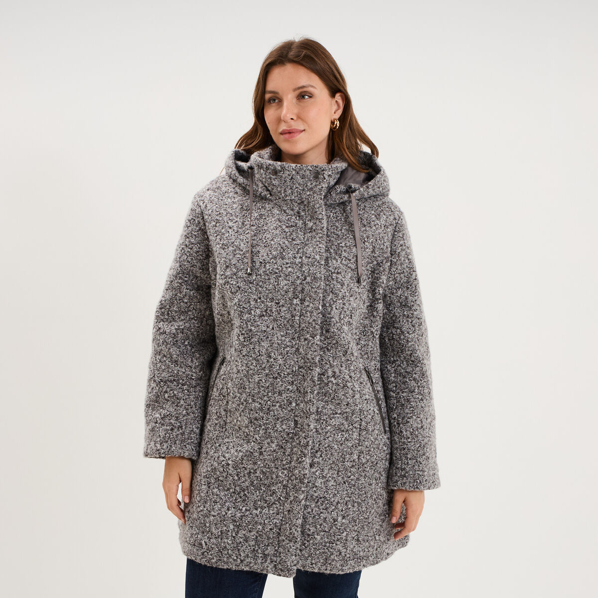 Manteau aspect bouclette &agrave; capuche gris femme grande taille