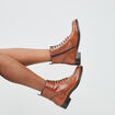 Bottines en cuir zipp&eacute;es marron femme