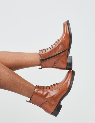 Bottines en cuir zippées marron femme