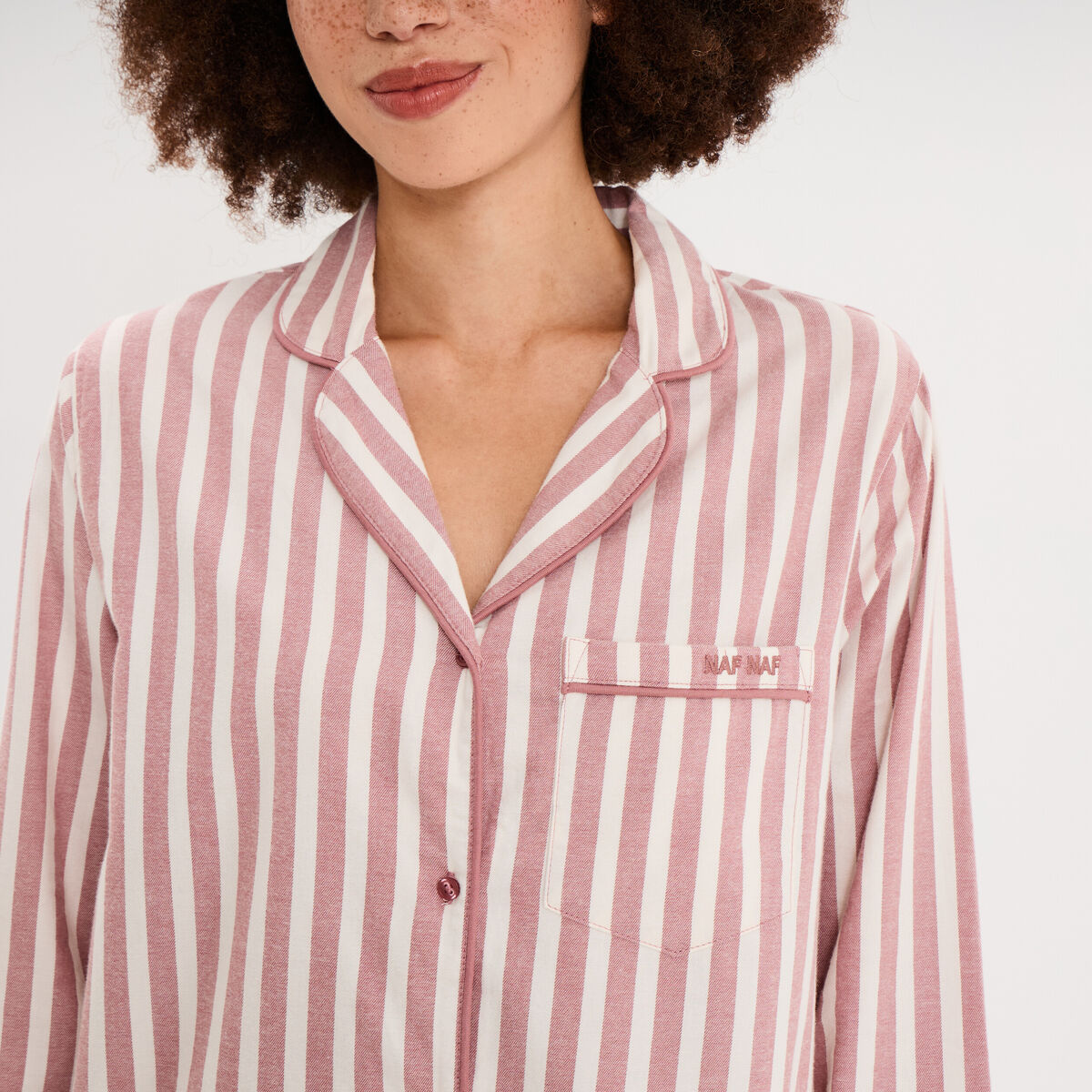 Ensemble pyjama chemise manches longues rose nude femme