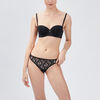 String NOUGAT avec dentelle noir femme