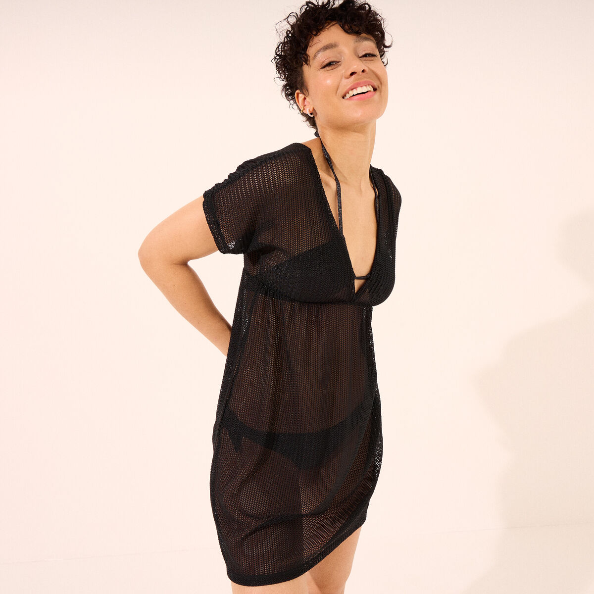 Robe de plage ajourée noir femme