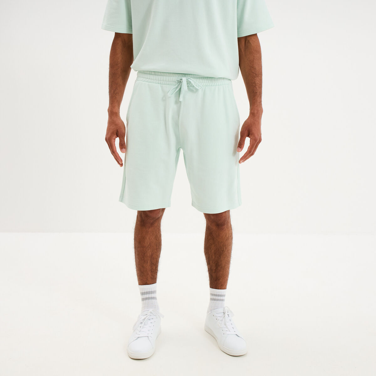 Short de jogging taille &eacute;lastiqu&eacute;e l&eacute;ger vert clair homme