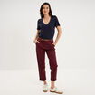 T-shirt col en V manches courtes bleu fonc&eacute; femme