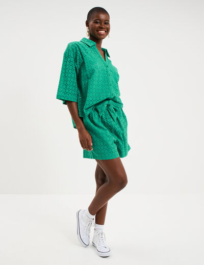 Short large broderie anglaise coton vert canard femme