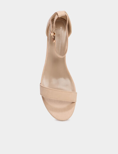 Sandales &agrave; talons compens&eacute;s creme femme