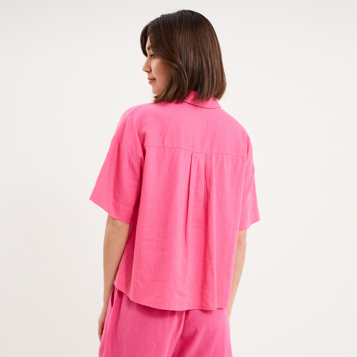 Chemise manches courtes lin m&eacute;lang&eacute; rose fushia femme