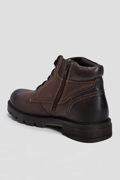 Bottines crantées en cuir marron homme