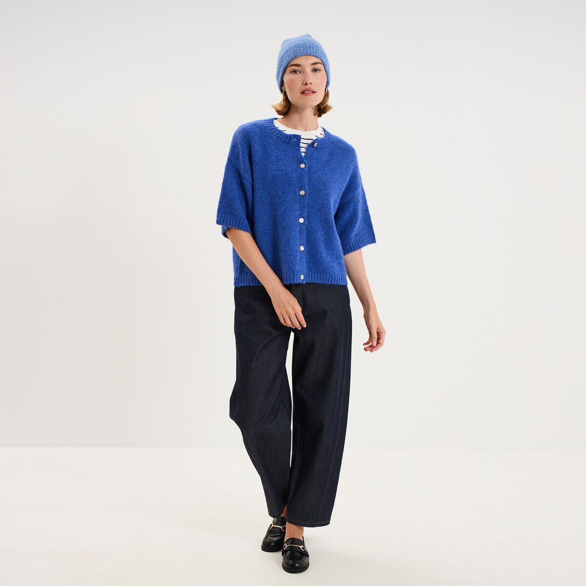 Gilet boutonn&eacute; manches courtes col rond bleu roi femme