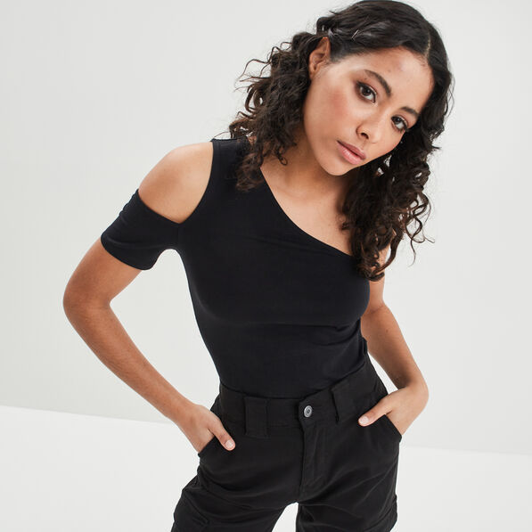 t shirt cropped asymetrique noir femme T-shirt cropped asymétrique noir femme