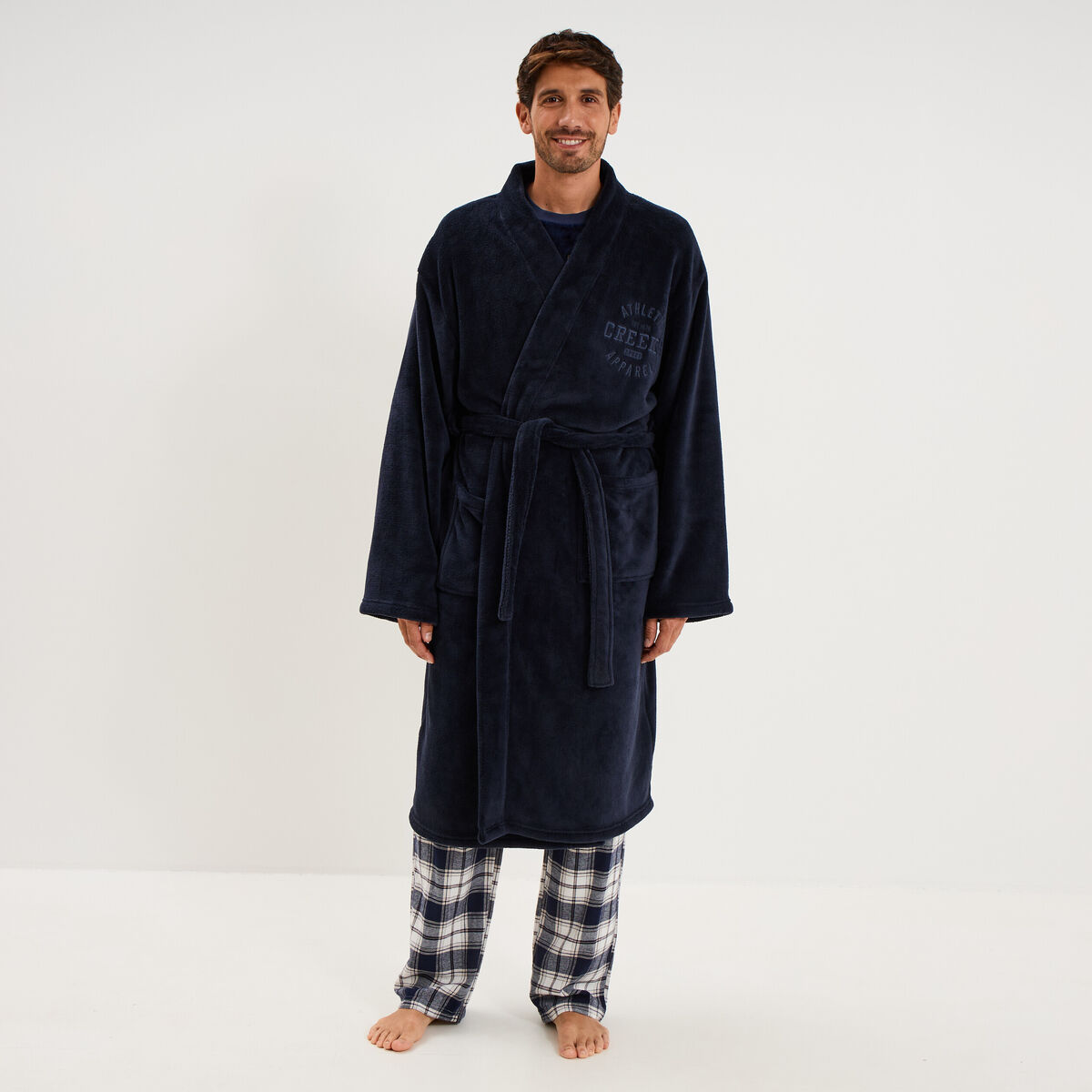Peignoir long effet velours bleu fonc&eacute; homme