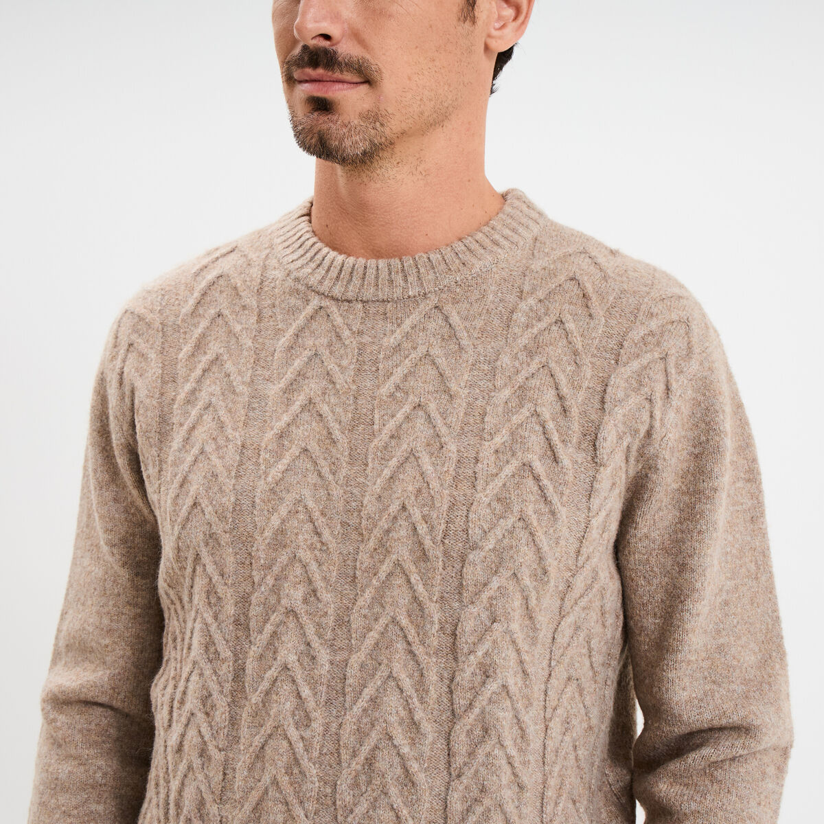 Pull col rond manches longues beige homme