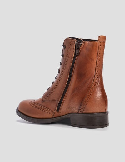 Bottines en cuir détails perforés camel fille