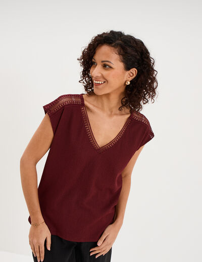 T-shirt col en V manches courtes bordeaux femme