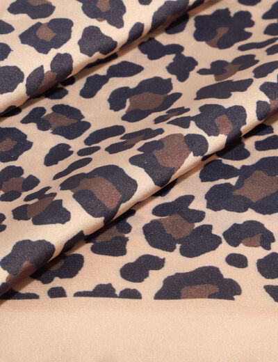 Foulard carr&eacute; effet satin sable femme