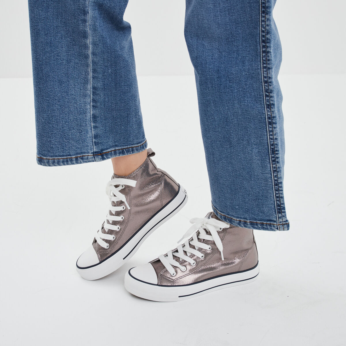Tennis montantes &agrave; lacets Creeks gris argent femme