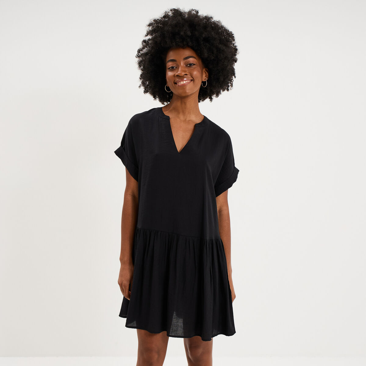 Robe courte fluide bas volants noir femme