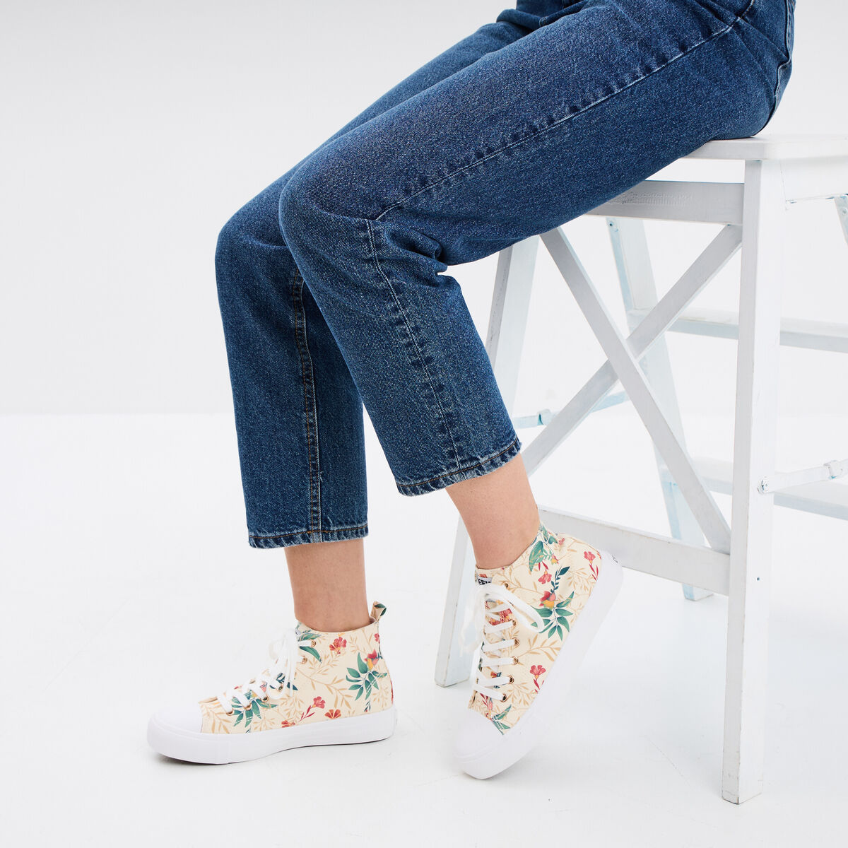 Tennis montantes en toile multicolore femme