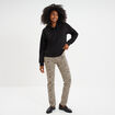 Pantalon slim en coton elasthanne creme femme