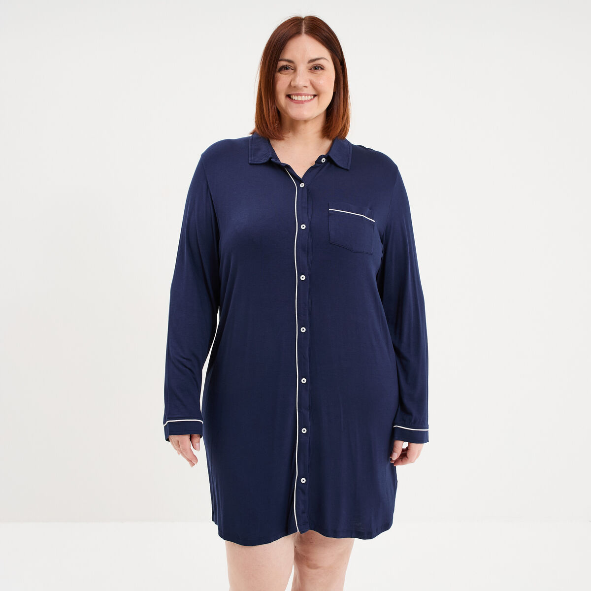 Chemise de nuit liquette boutonn&eacute;e bleu marine femme grande taille