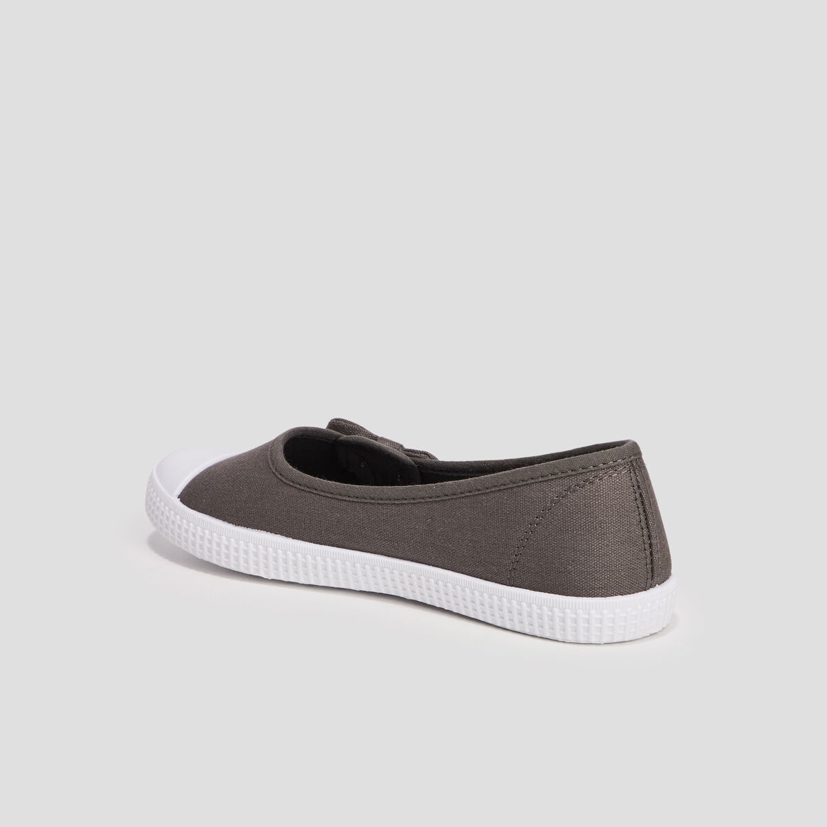Ballerines en toile avec noeuds taupe femme