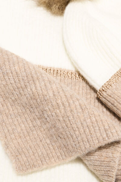 Ensemble &eacute;charpe et bonnet sable femme