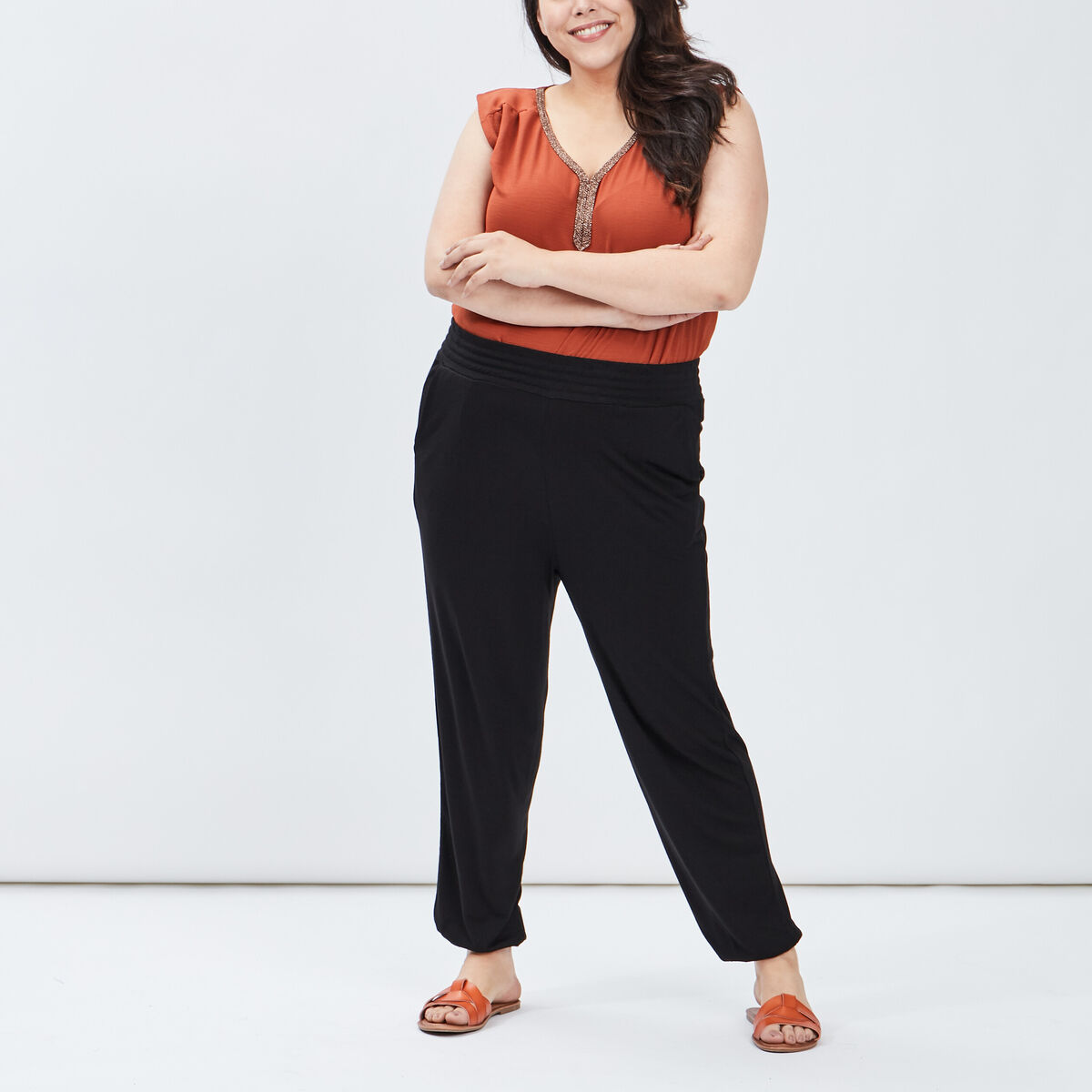 Pantalon sarouel droit noir femme grande taille