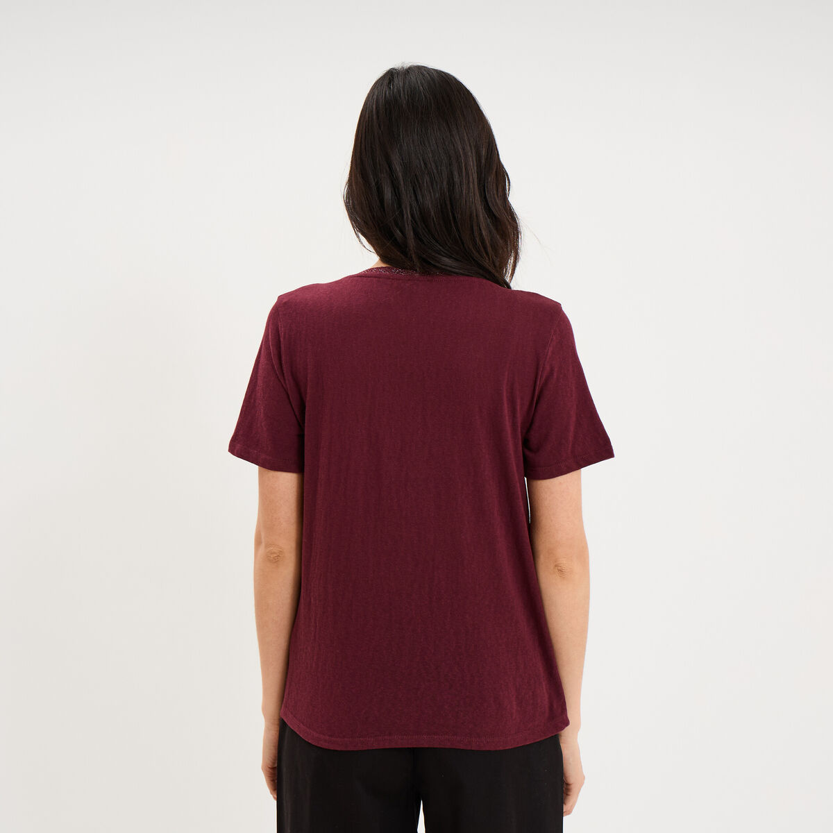T-shirt col en V manches courtes violet fonc&eacute; femme