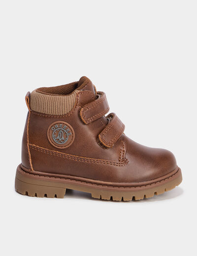 Boots &agrave; scratchs marron b&eacute;b&eacute; gar&ccedil;on