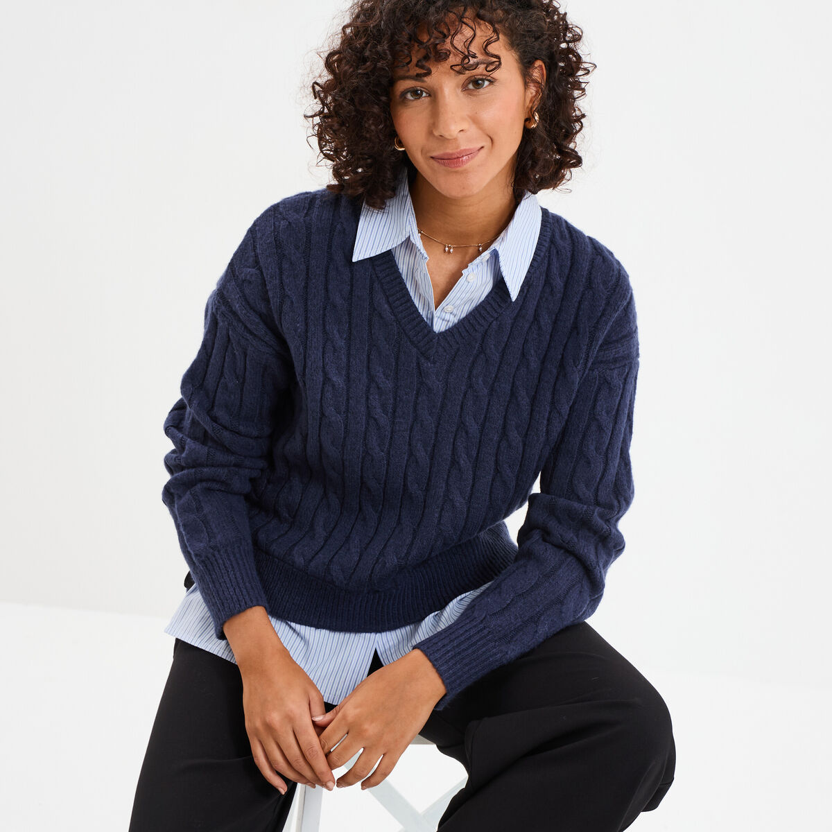 Pull torsades effet 2-en-1 chemise bleu marine femme