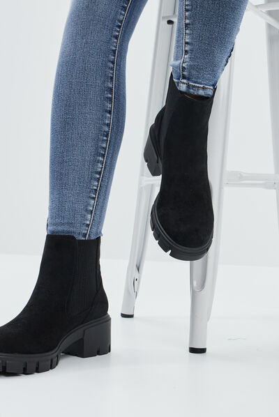 Bottines chelsea crantées noir femme