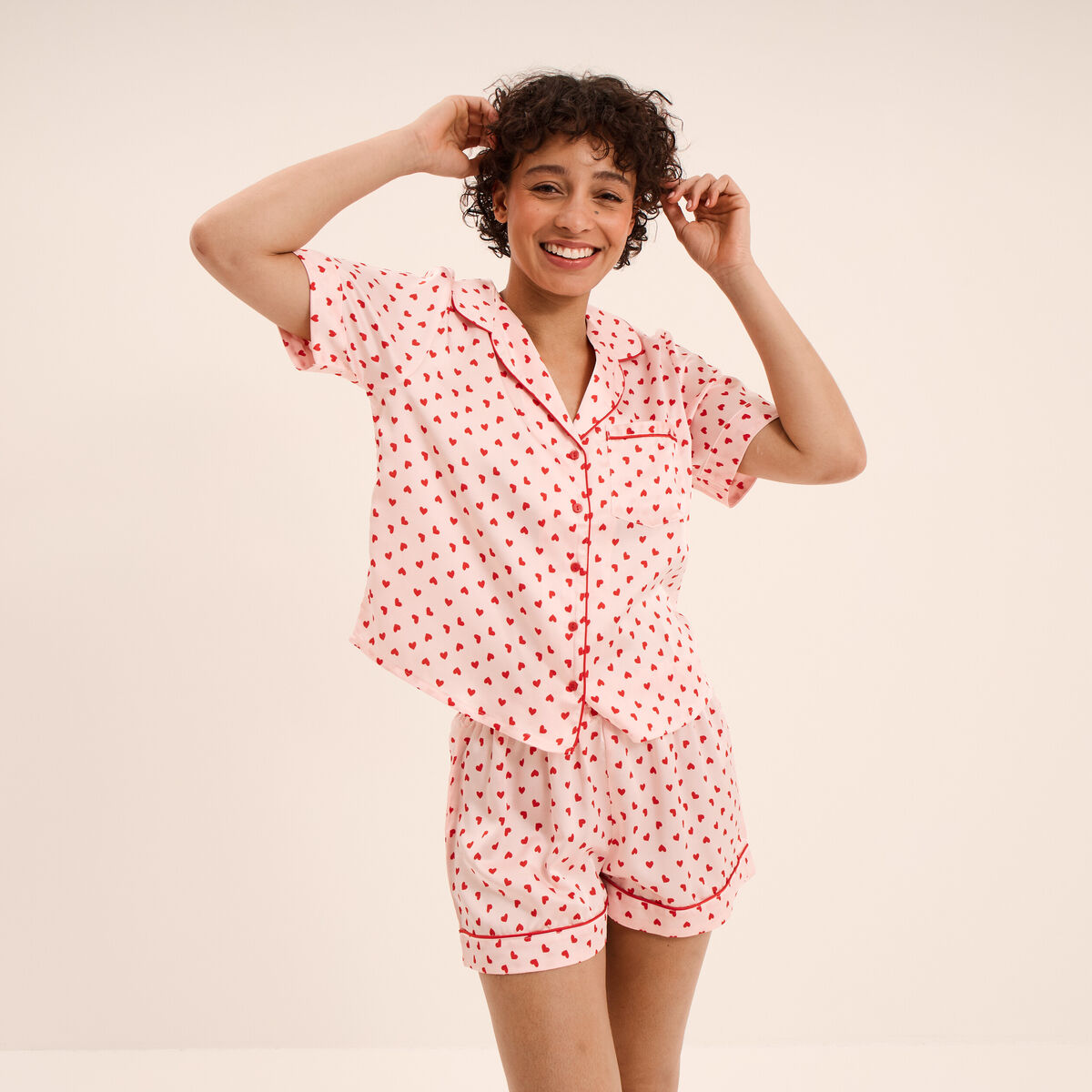 Ensemble pyjama short soyeux 2 pi&egrave;ces rose clair femme