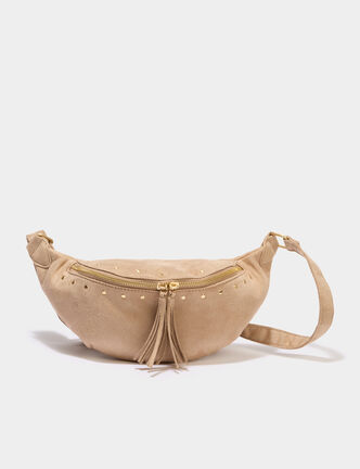 Sac banane su&eacute;dine avec d&eacute;tails clout&eacute;s sable femme