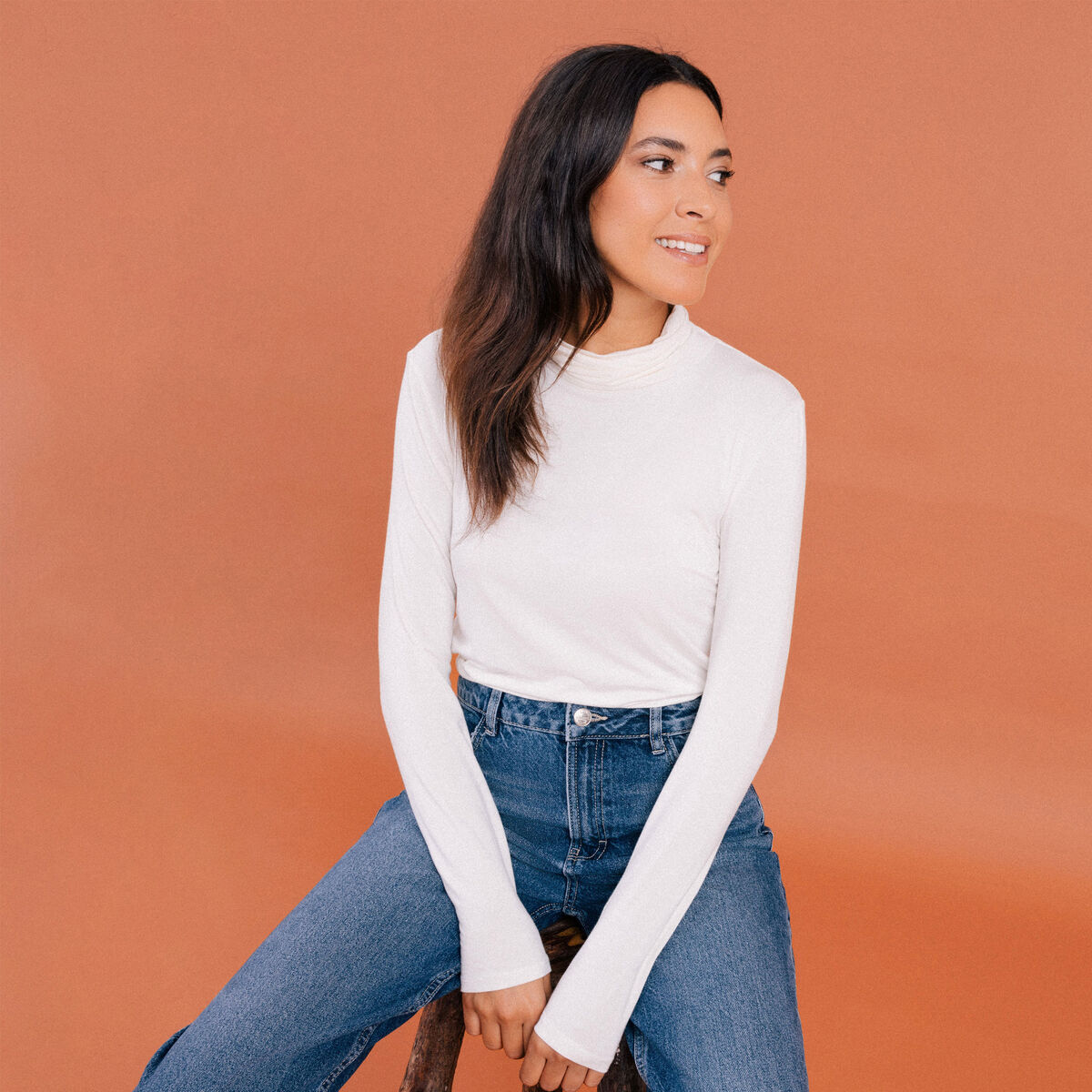 T-shirt manches longues col roulé ecru femme