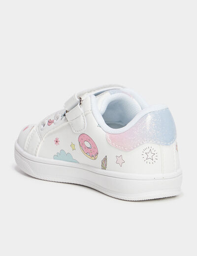 Tennis basses bout renforc&eacute; &agrave; scratchs blanc fille