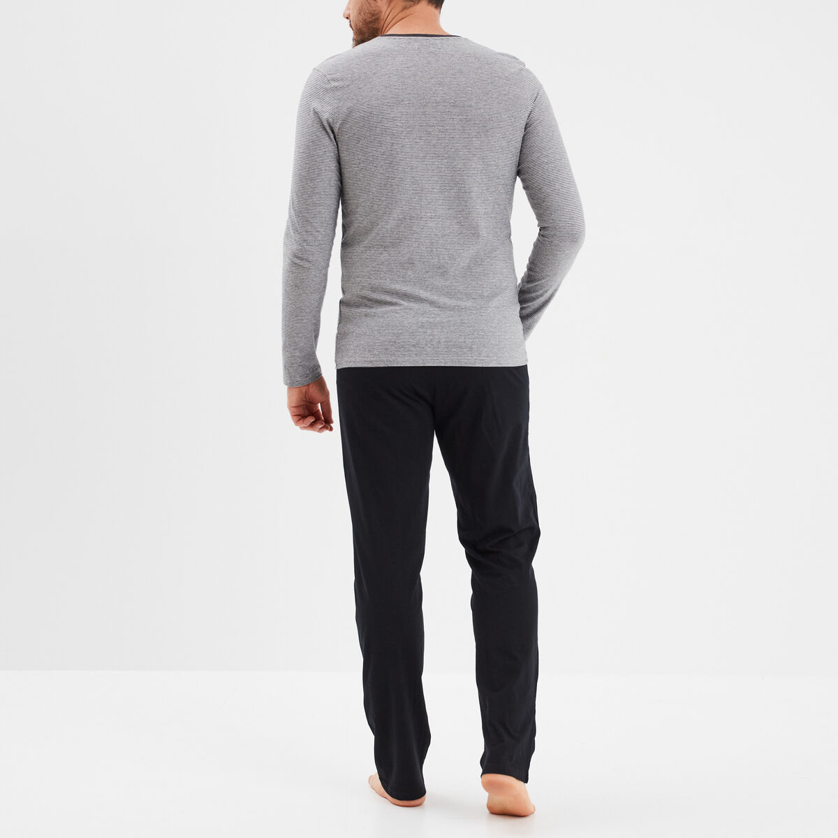 Ensemble pyjama 2 pi&egrave;ces gris fonc&eacute; homme