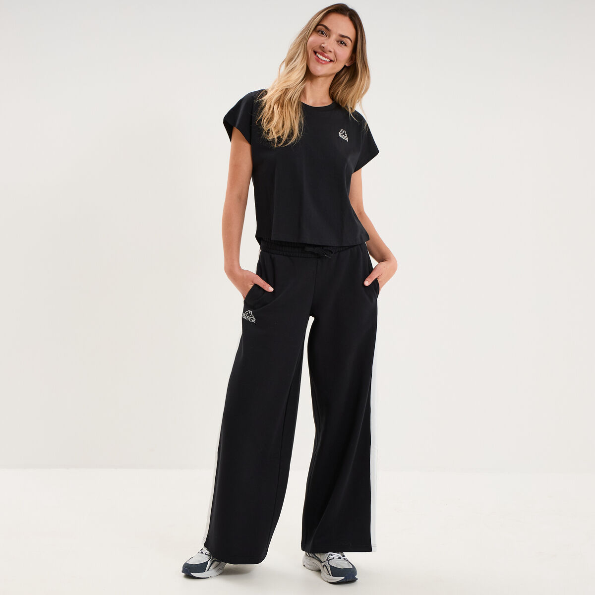 T-shirt col rond manches courtes Kappa noir femme