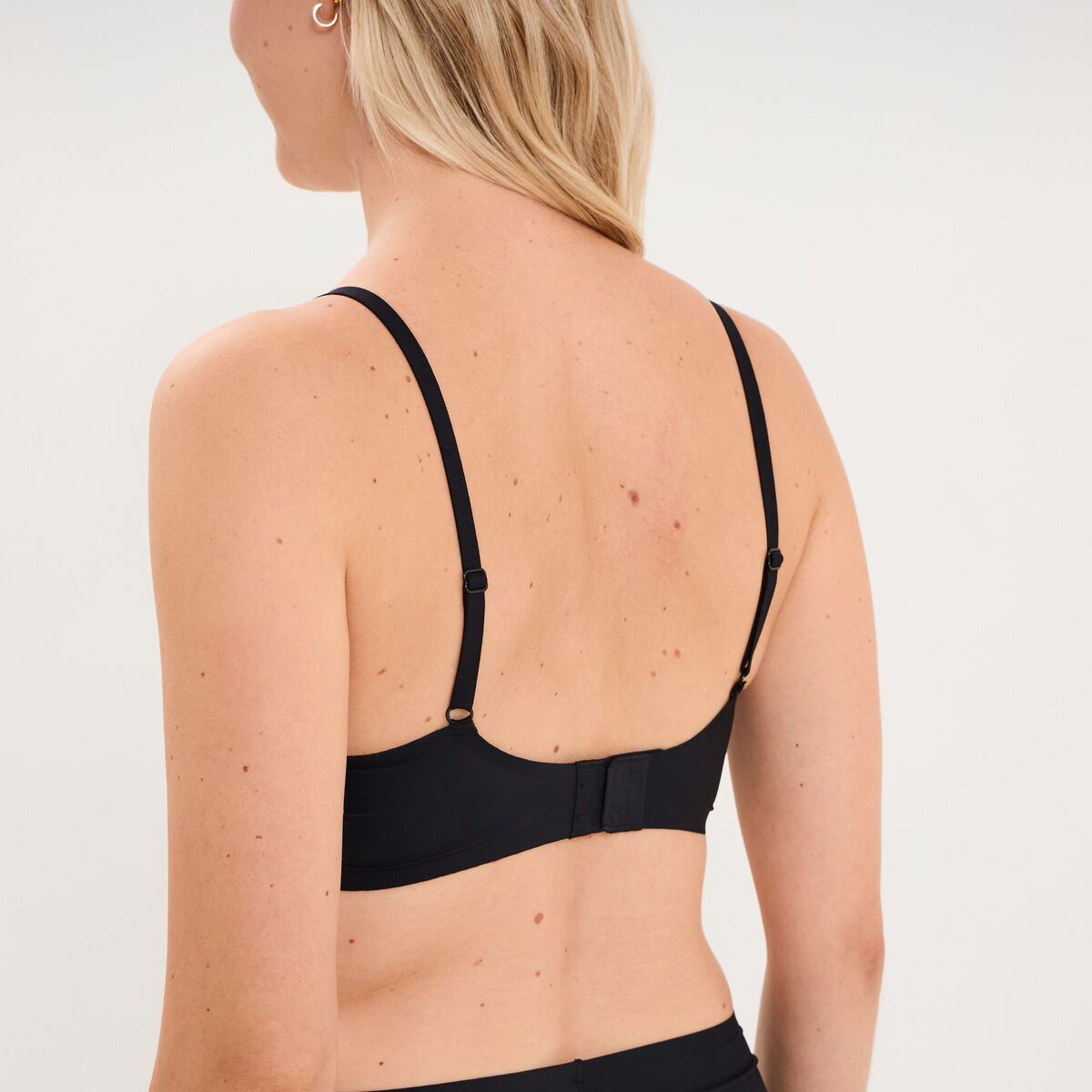 Soutien-gorge brassi&egrave;re bandeau padd&eacute; noir femme