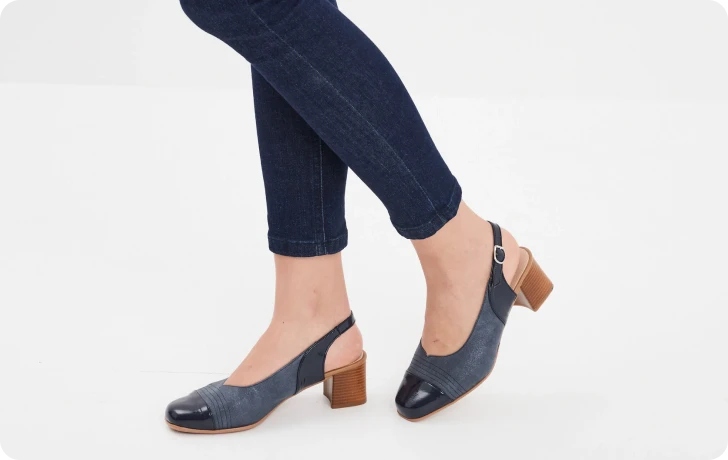 pieds fin femme