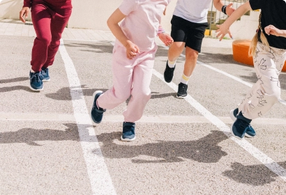 Tenue de sport enfant : bien équiper son enfant pour l'EPS