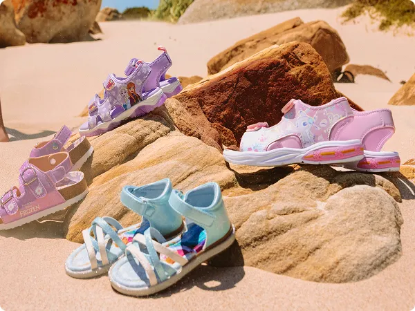 pourquoi les chaussures stitch et reine des neiges plaisent autant aux filles