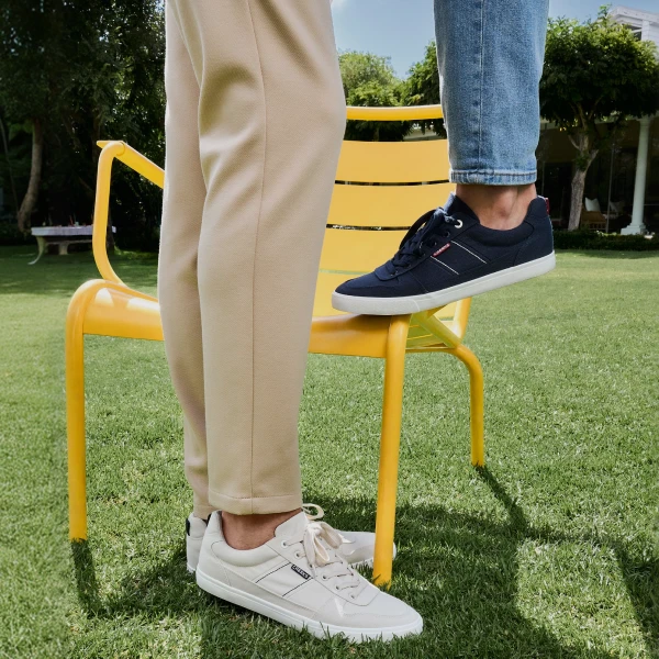 pantalon chino chaussures